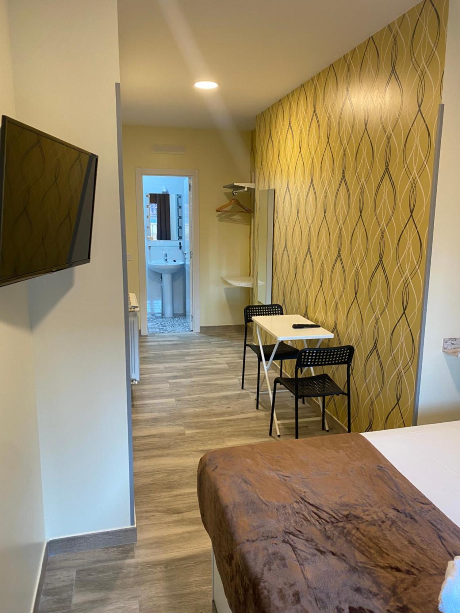 Hostal Oliver — Photos 1